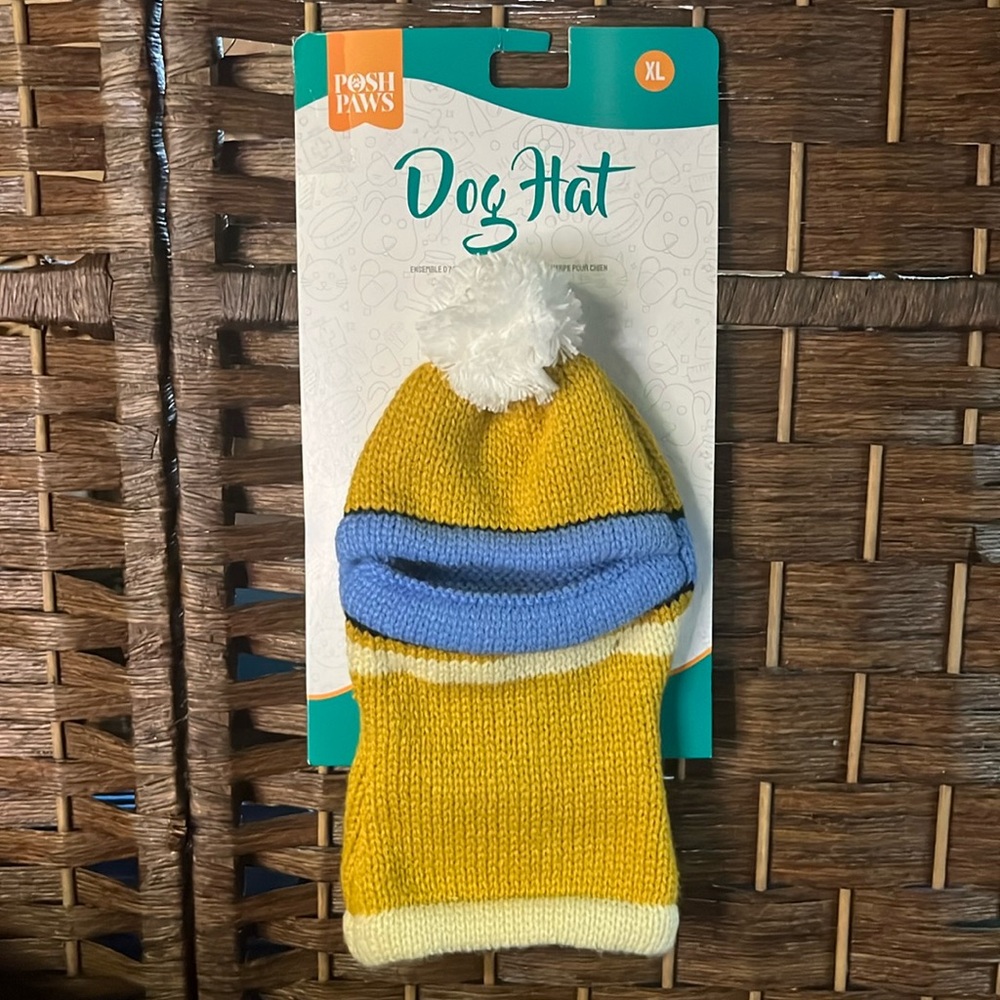 Knit Dog Hat with Pom by Posh Paws New